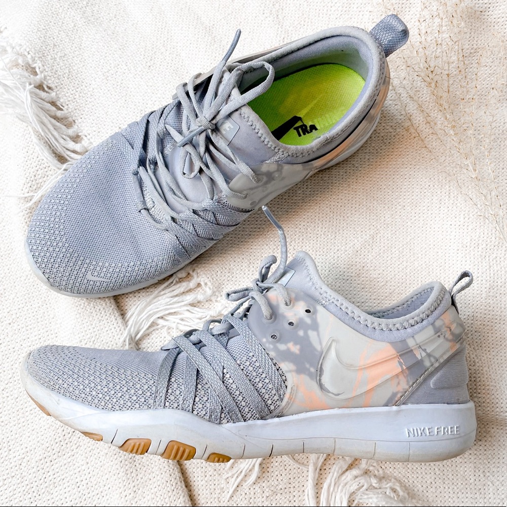 Nike Free Training Tennis Shoes Grey Peach US 8